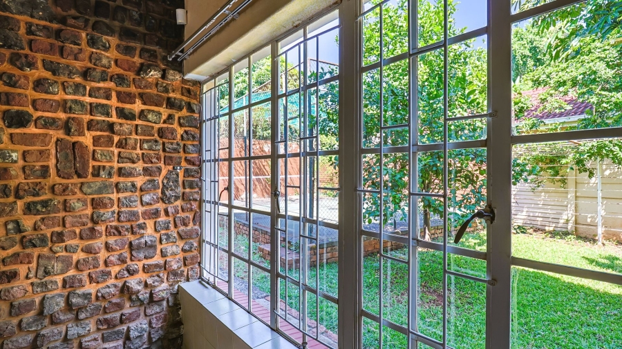 5 Bedroom Property for Sale in Protea Park North West